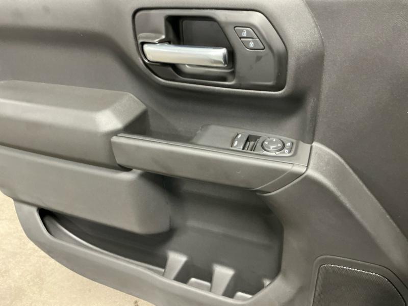 new 2025 GMC Sierra 1500 car, priced at $37,209