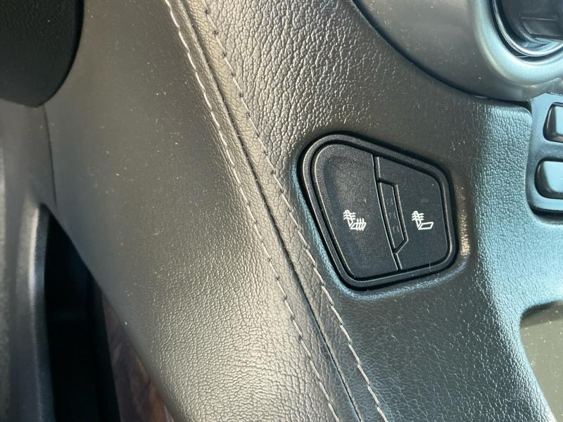 used 2020 Chevrolet Suburban car, priced at $32,995