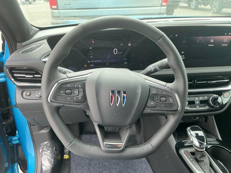 new 2025 Buick Envista car, priced at $30,989