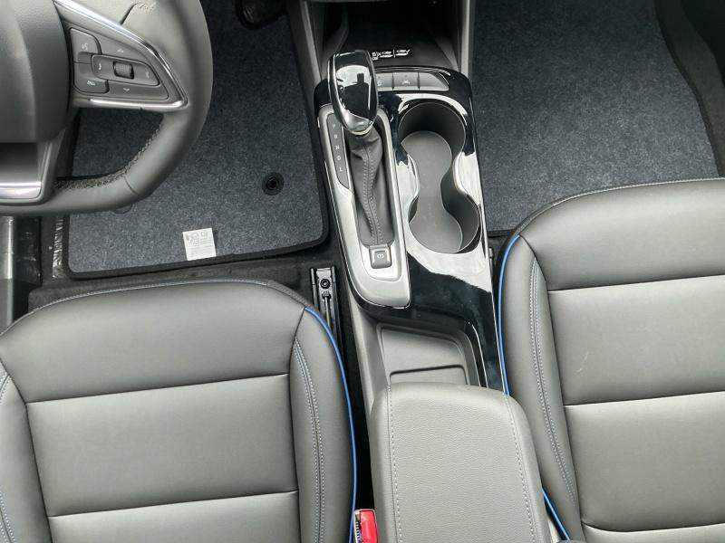new 2025 Buick Envista car, priced at $30,989