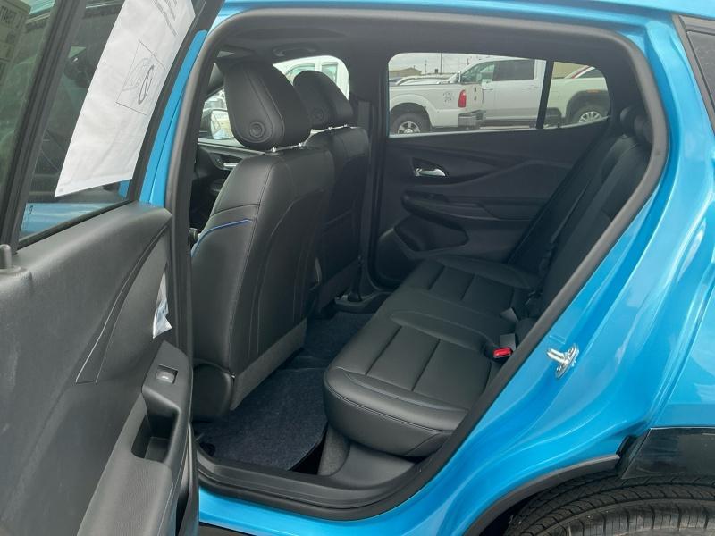 new 2025 Buick Envista car, priced at $30,989