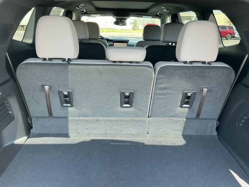 new 2025 GMC Acadia car, priced at $52,324