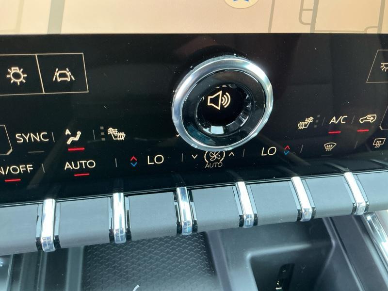 new 2025 GMC Acadia car, priced at $52,324