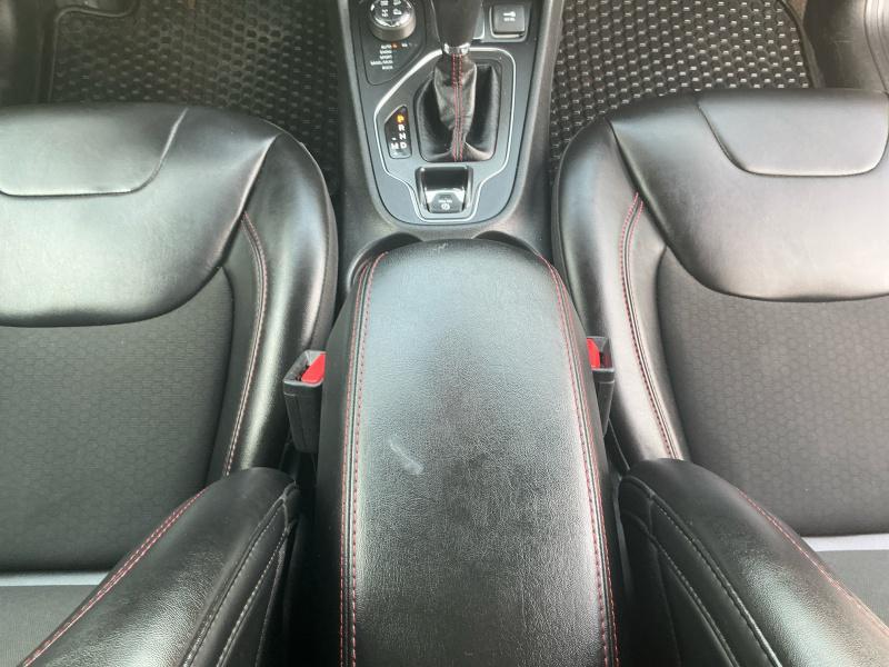 used 2020 Jeep Cherokee car, priced at $26,995