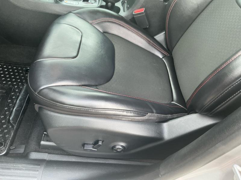 used 2020 Jeep Cherokee car, priced at $26,995