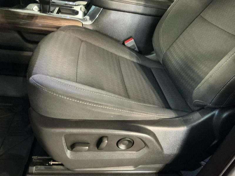 used 2023 Chevrolet Silverado 1500 car, priced at $43,995