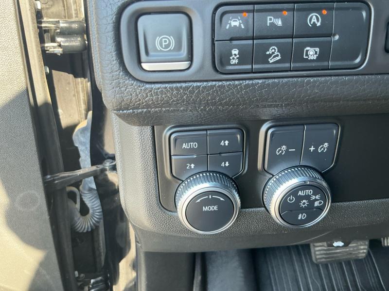 used 2023 GMC Yukon XL car, priced at $63,995