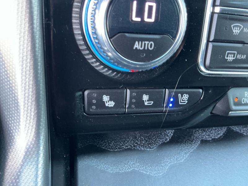 used 2023 GMC Yukon XL car, priced at $63,995