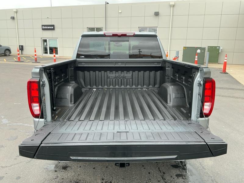 new 2025 GMC Sierra 1500 car, priced at $64,324