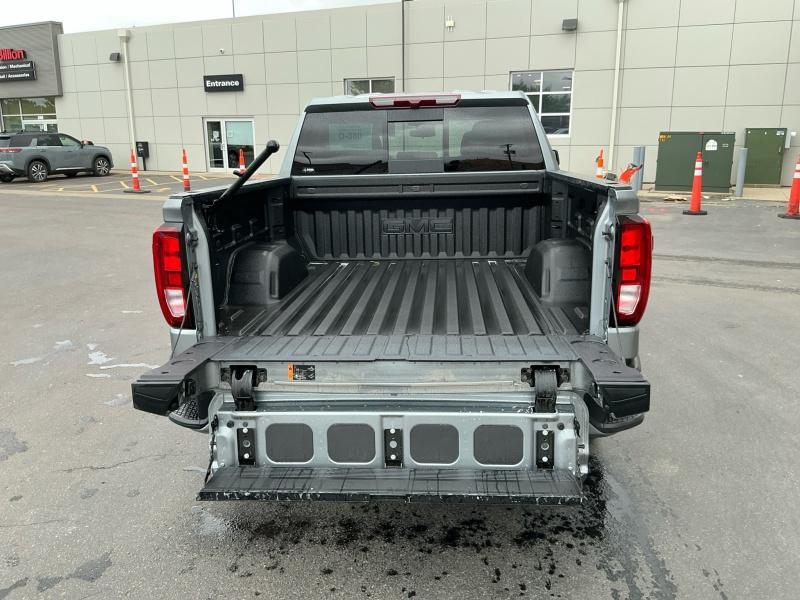 new 2025 GMC Sierra 1500 car, priced at $64,324