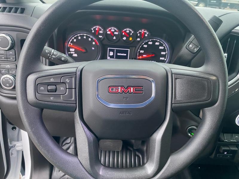 new 2024 GMC Sierra 1500 car, priced at $50,324