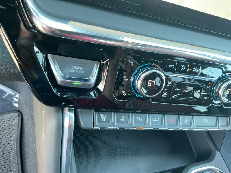 new 2025 GMC Sierra 3500 car, priced at $104,434