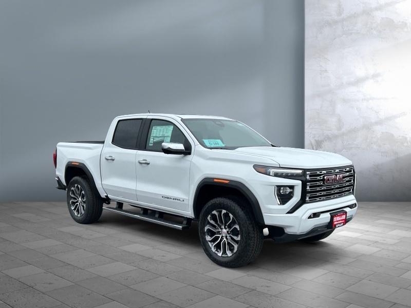 new 2025 GMC Canyon car, priced at $55,569