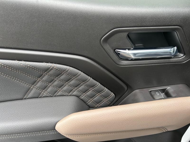 new 2025 GMC Canyon car, priced at $55,569