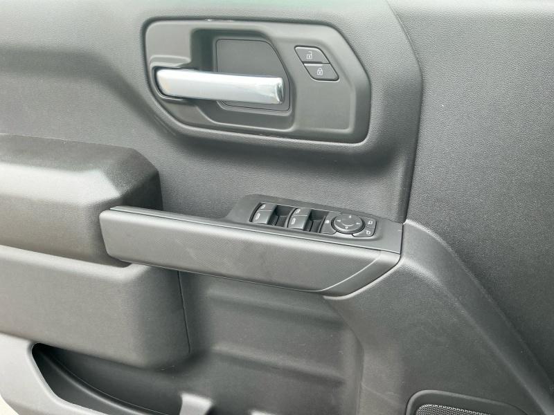 new 2026 GMC Sierra 1500 car, priced at $47,719