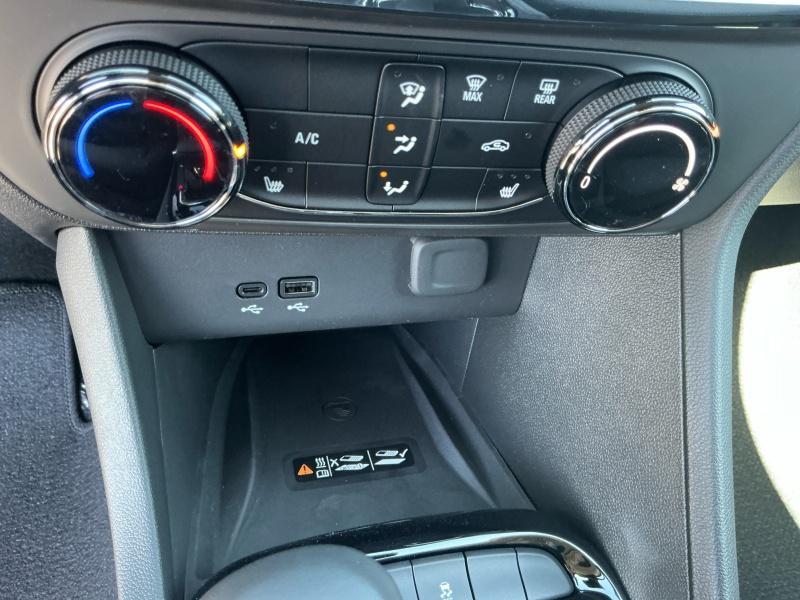 new 2025 Buick Encore GX car, priced at $32,719