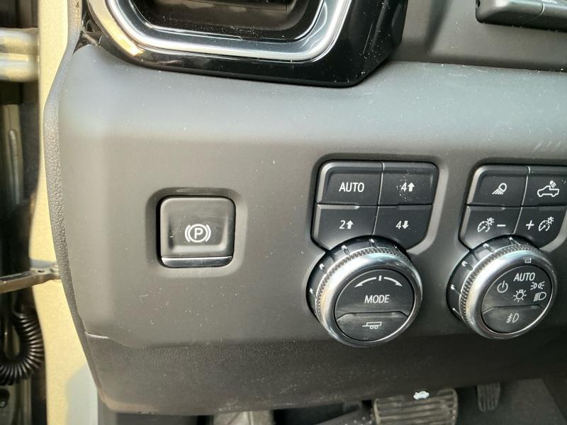 new 2025 GMC Sierra 1500 car, priced at $56,424