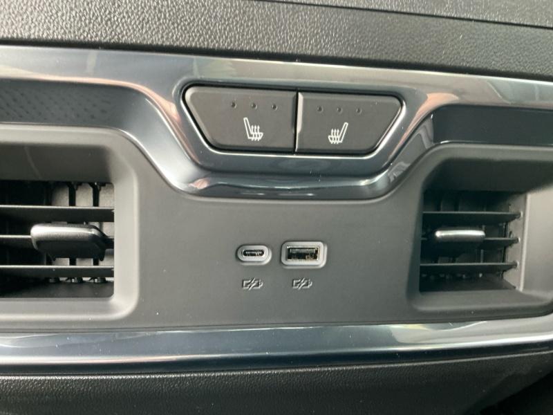 new 2025 GMC Sierra 1500 car, priced at $56,424