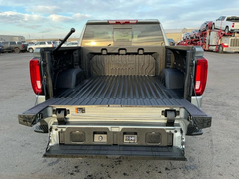 new 2025 GMC Sierra 1500 car, priced at $56,424