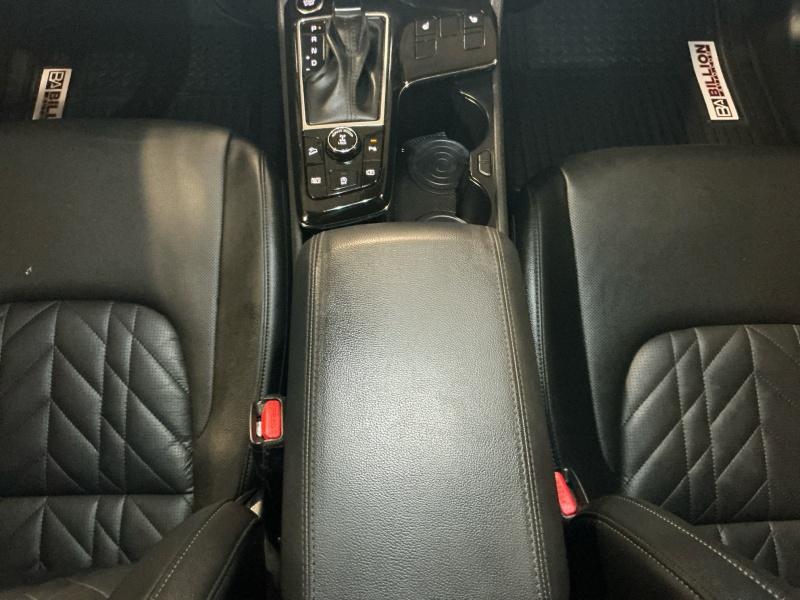 used 2023 Kia Sportage car