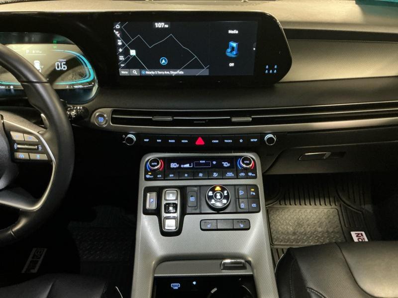used 2025 Hyundai Palisade car, priced at $40,995