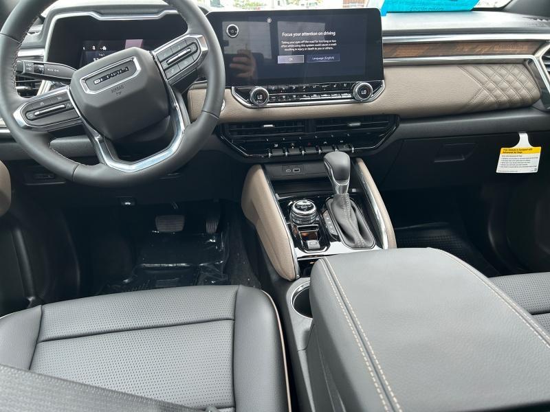 new 2025 GMC Canyon car, priced at $56,214