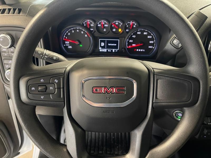 new 2025 GMC Sierra 1500 car, priced at $49,664