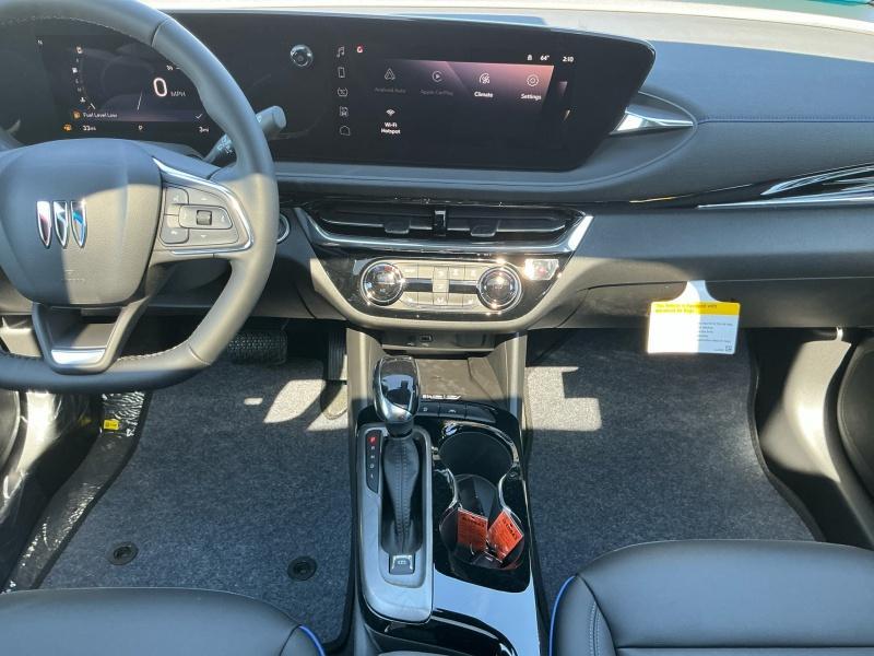 new 2025 Buick Envista car, priced at $30,239