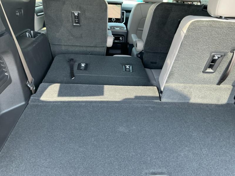 new 2025 GMC Acadia car, priced at $52,324