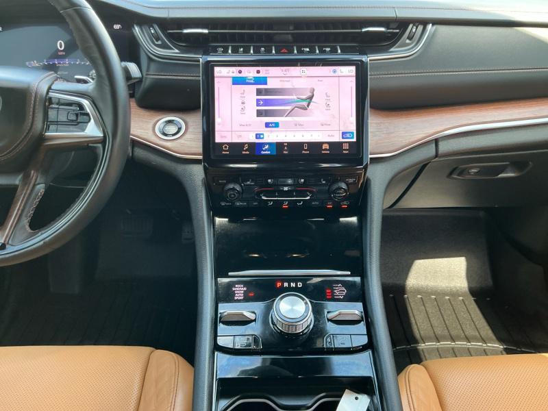 used 2024 Jeep Grand Cherokee car, priced at $50,995