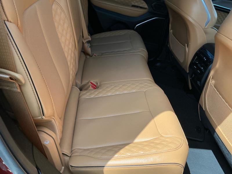 used 2024 Jeep Grand Cherokee car, priced at $50,995