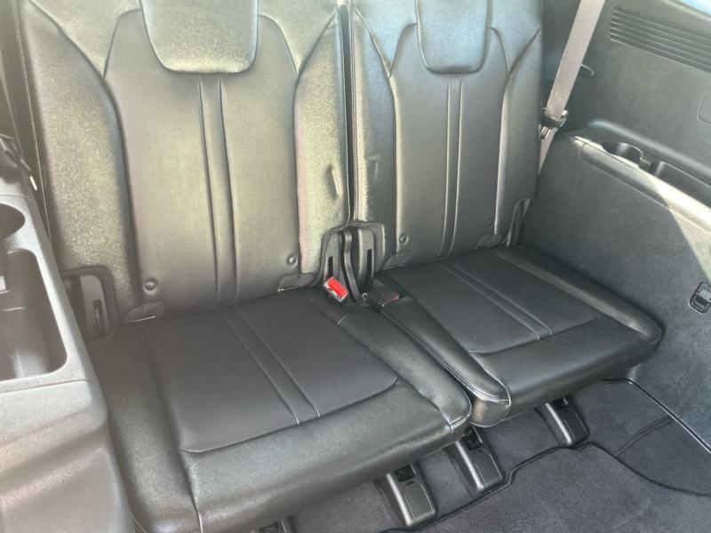 used 2022 Kia Sorento car, priced at $33,995