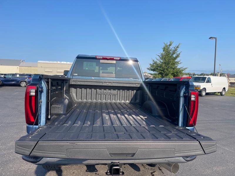 new 2024 GMC Sierra 2500 car, priced at $80,990