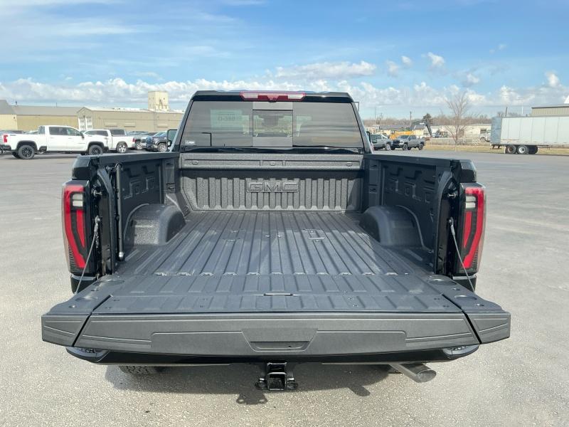 new 2025 GMC Sierra 2500 car, priced at $78,969