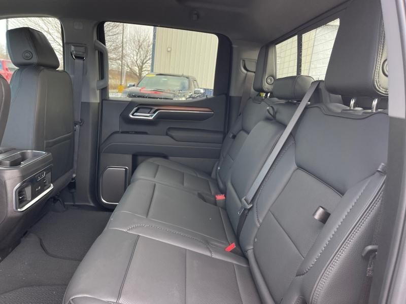new 2025 GMC Sierra 1500 car, priced at $72,054