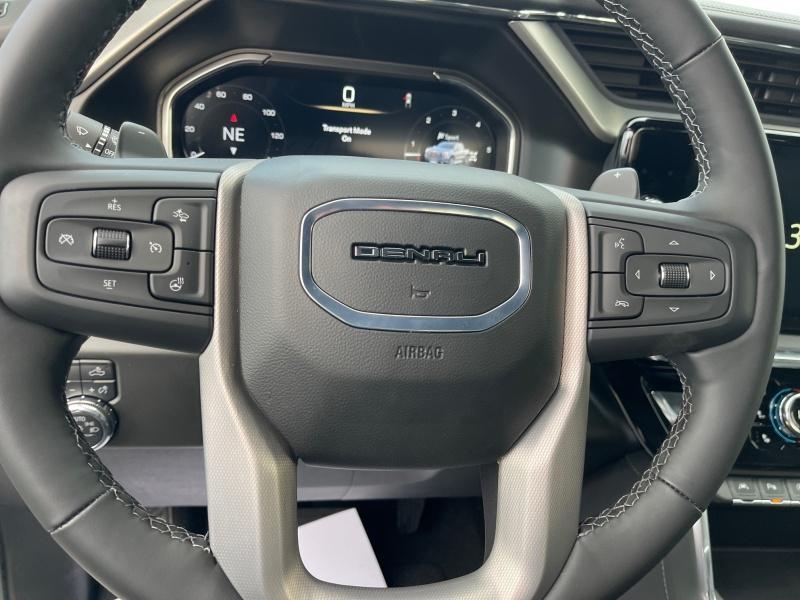 new 2025 GMC Sierra 1500 car, priced at $72,054