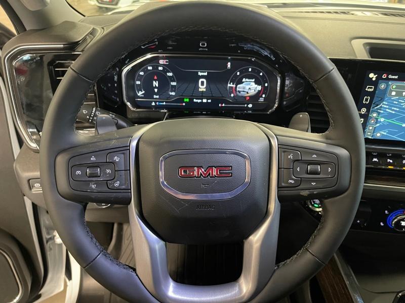 new 2025 GMC Sierra 1500 car, priced at $65,429