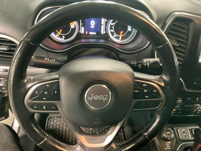 used 2020 Jeep Cherokee car, priced at $19,995