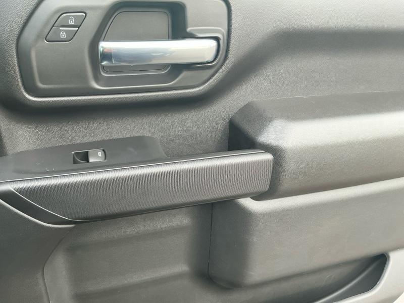 new 2025 GMC Sierra 3500 car, priced at $53,990