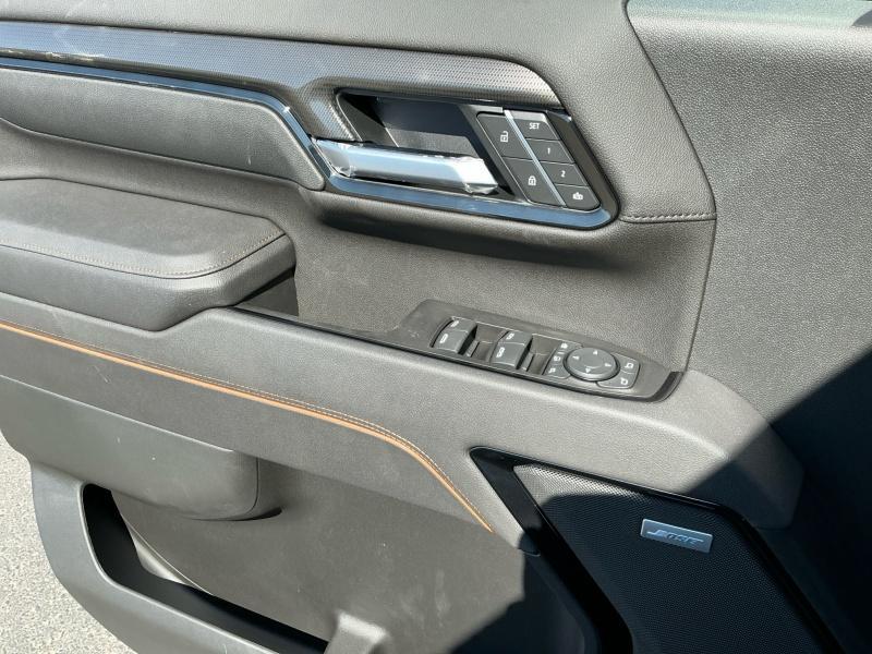 new 2025 GMC Sierra 2500 car, priced at $89,159