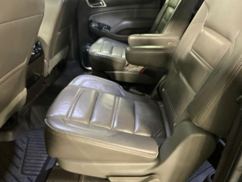 used 2020 GMC Yukon XL car, priced at $39,995