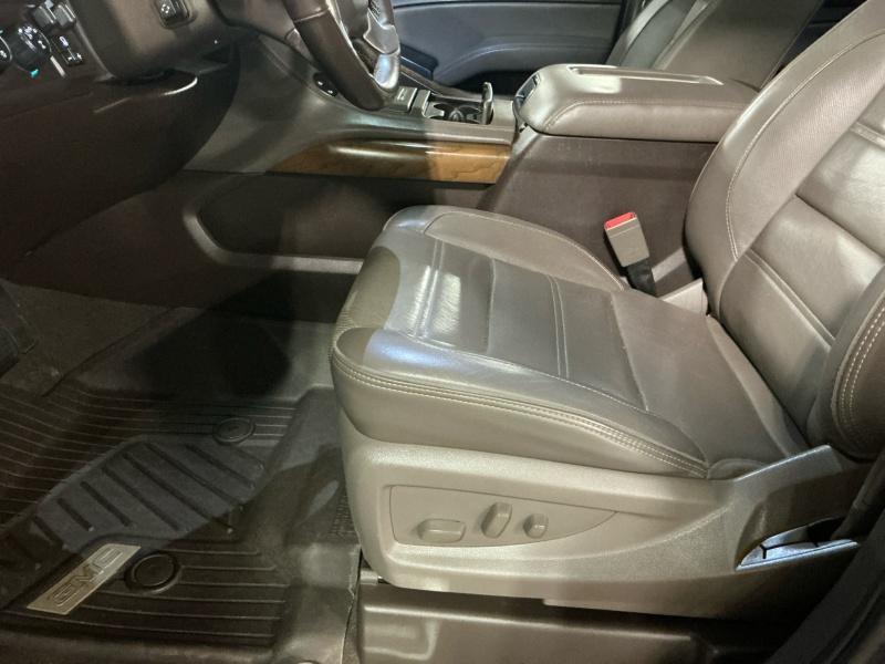 used 2020 GMC Yukon XL car, priced at $39,995