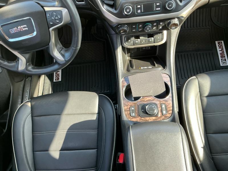 used 2022 GMC Acadia car, priced at $39,995