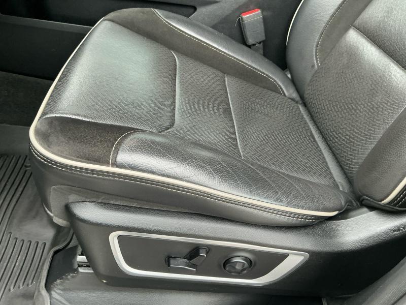 used 2020 Ram 1500 car, priced at $31,995