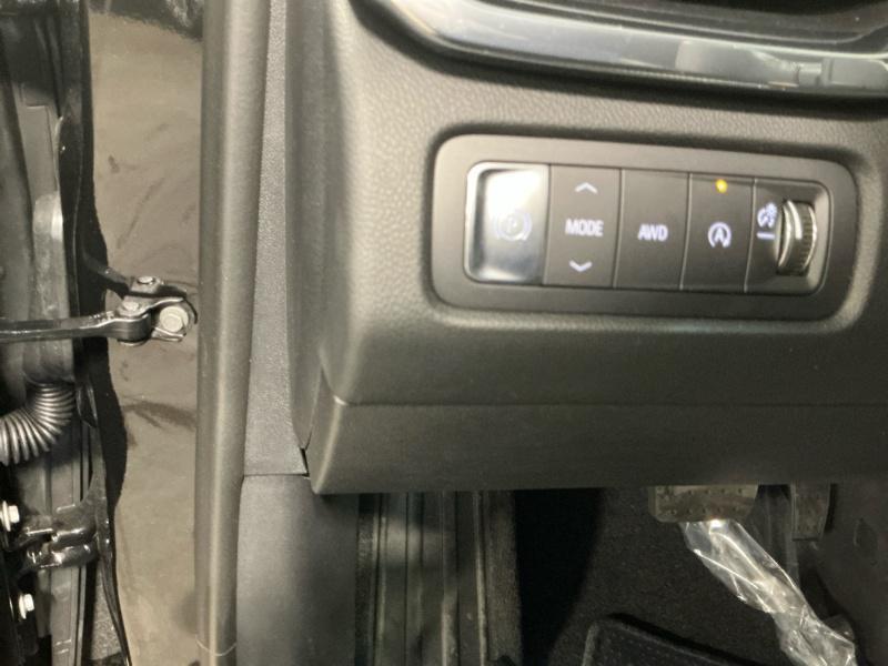 new 2025 GMC Acadia car, priced at $52,324