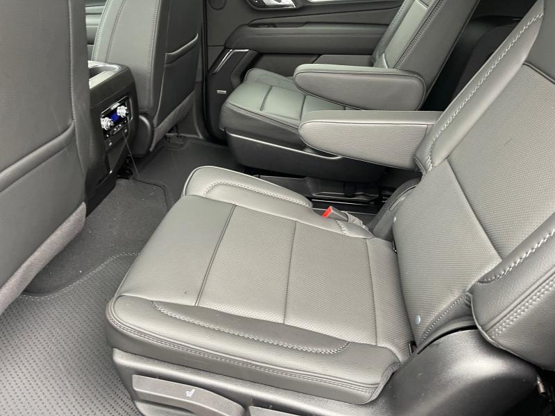 new 2024 GMC Yukon XL car, priced at $92,554