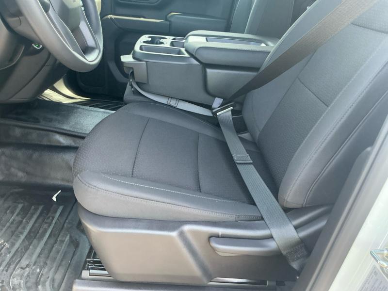 new 2025 GMC Sierra 2500 car, priced at $59,304