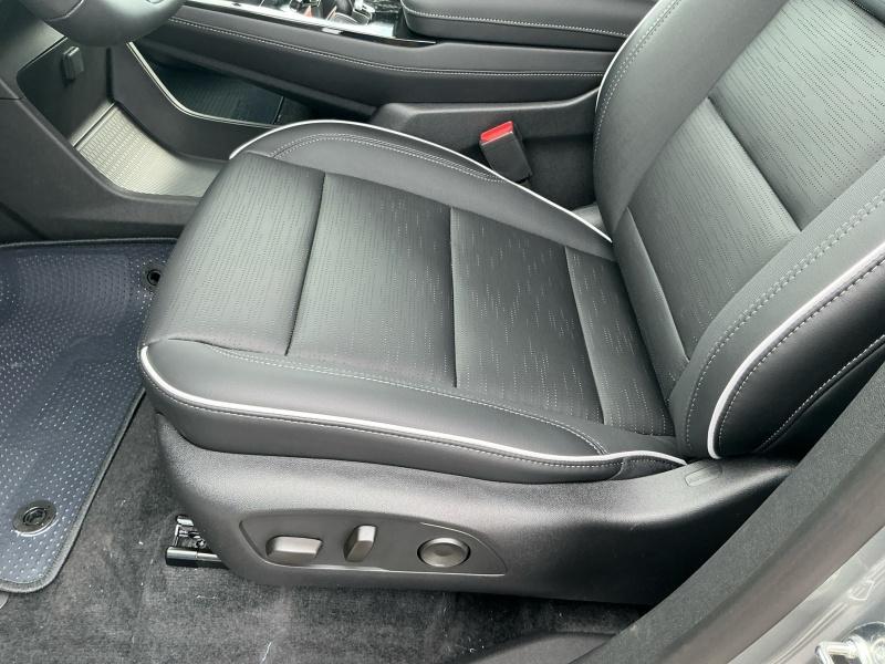 new 2025 Buick Enclave car, priced at $58,584