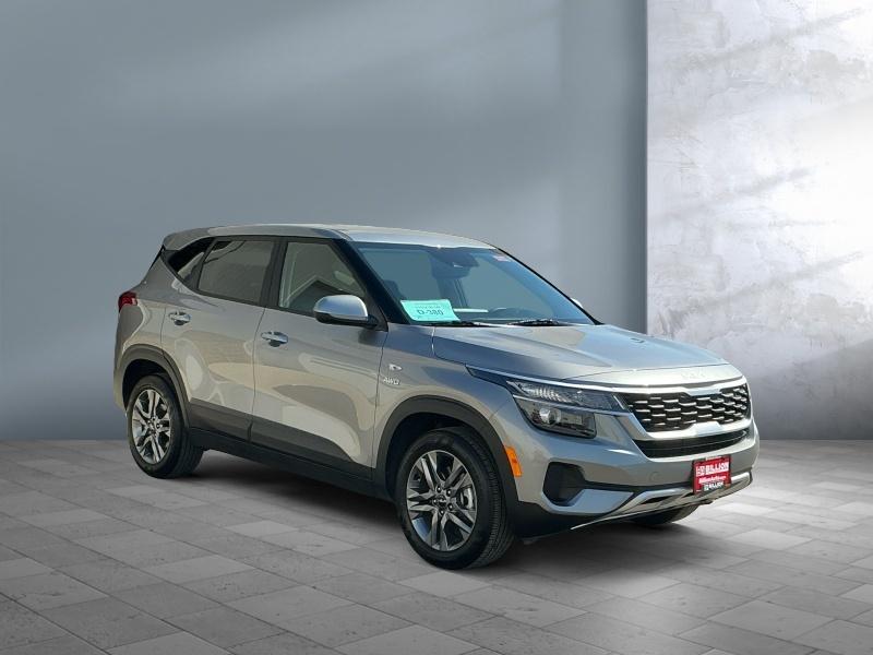 used 2023 Kia Seltos car
