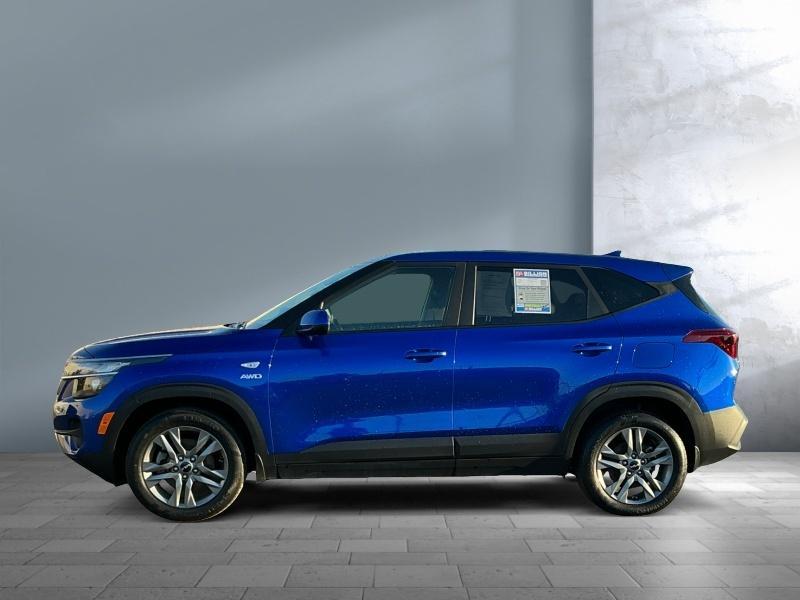 used 2023 Kia Seltos car